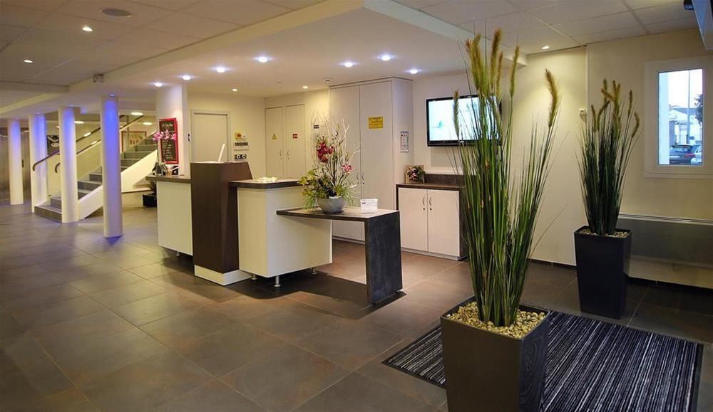 Hôtel Kyriad La Rochelle Centre Extérieur photo