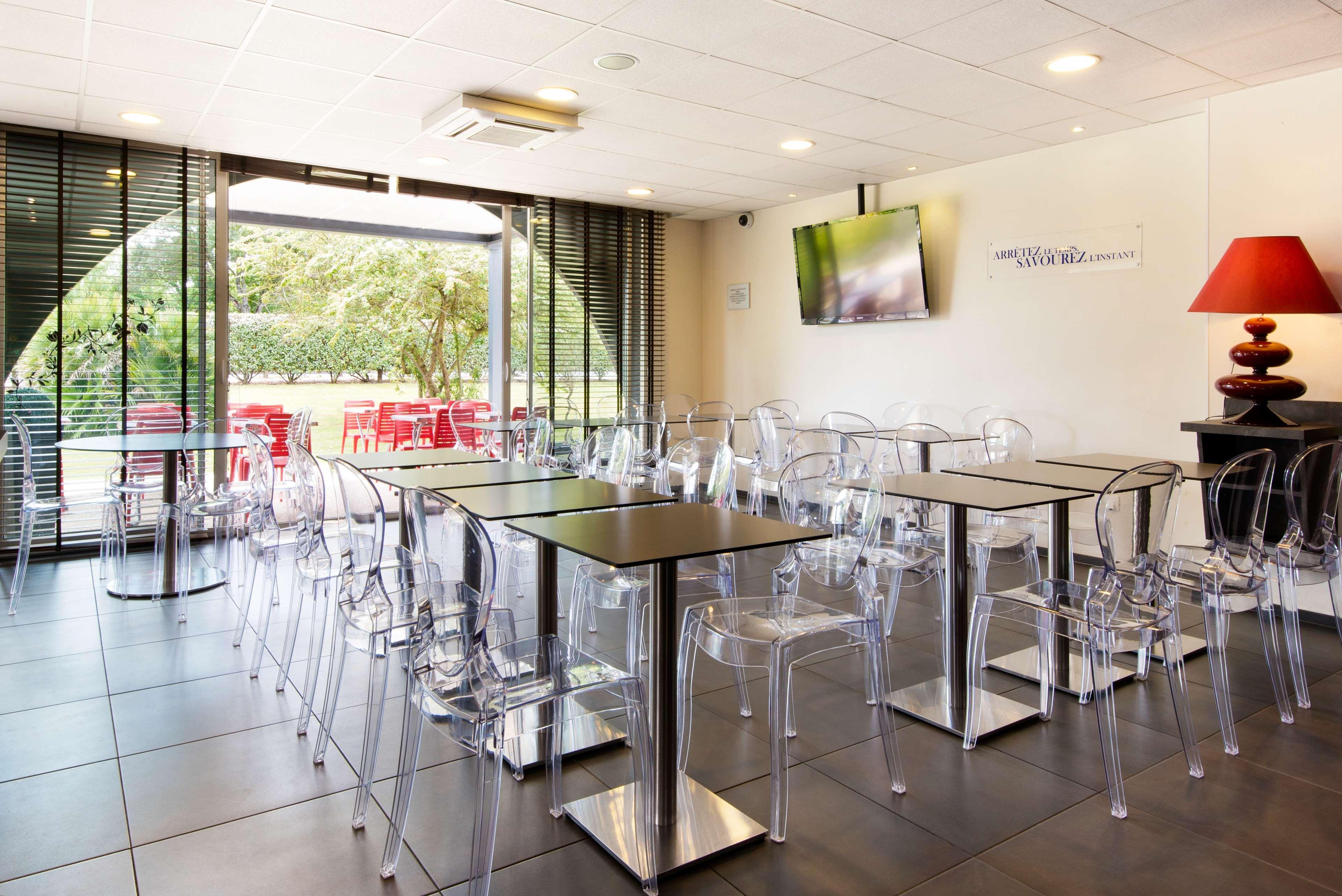 Hôtel Kyriad La Rochelle Centre Extérieur photo